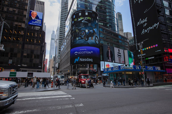 Electric Dirt Bikes Meet New York City: ZONVEER Hits Times Square