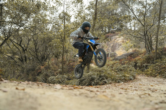 Zonveer DX1 electric dirt bike ready for cornering drills on private dirt
